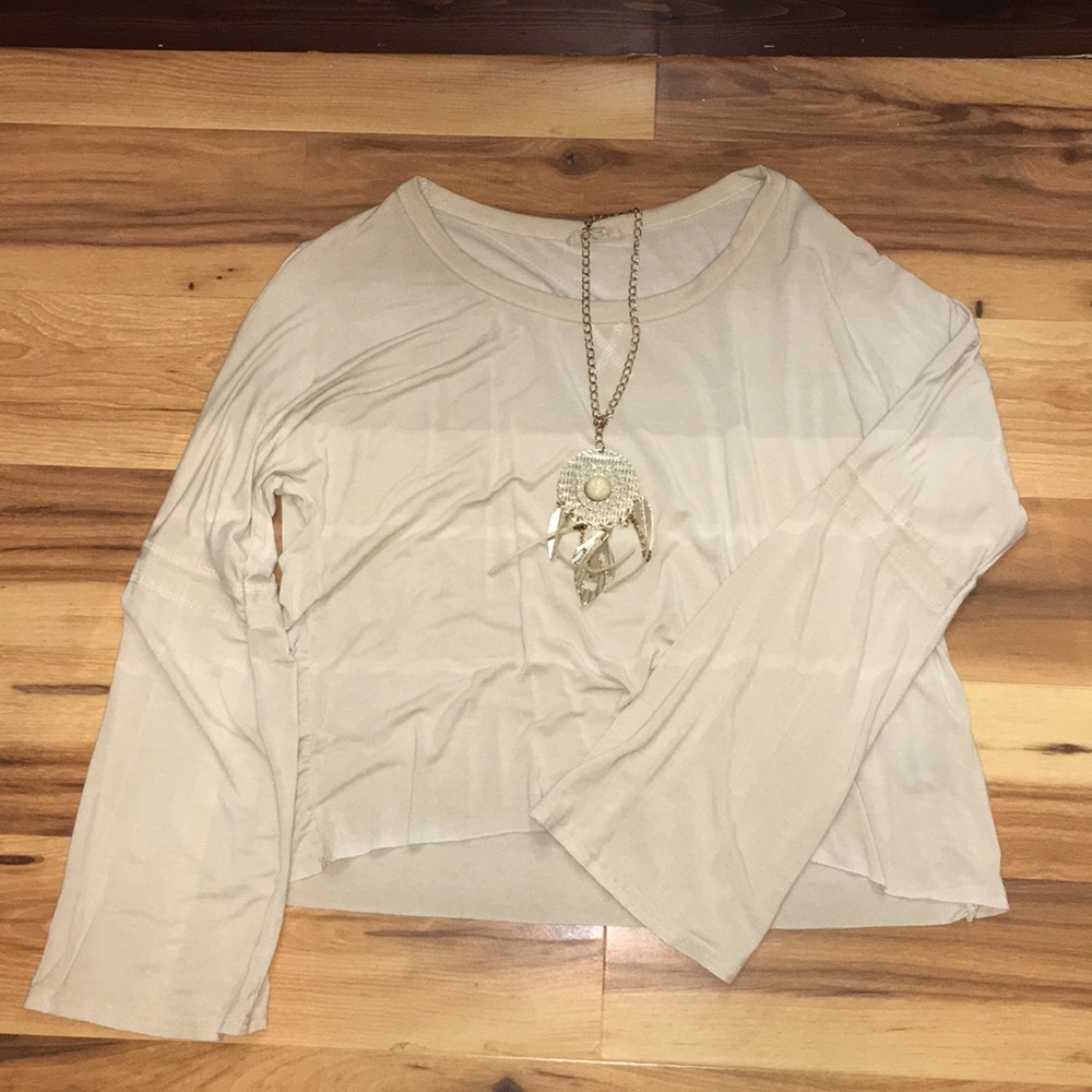 POL Bell Sleeve Crop
